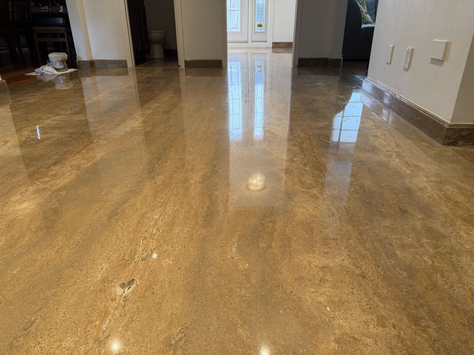 Hallway marble floor polished back to an even shine in Hampstead — Even finish after polishing